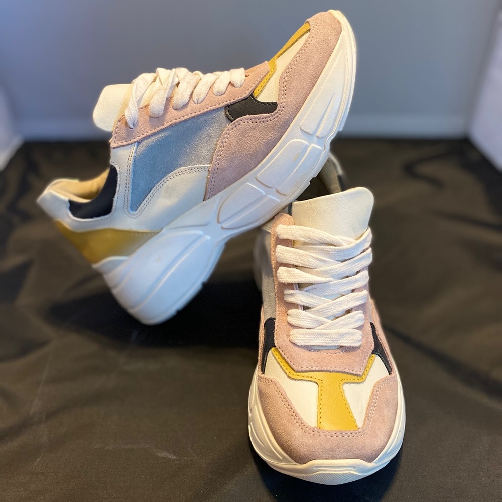 Steve Madden Sneakers